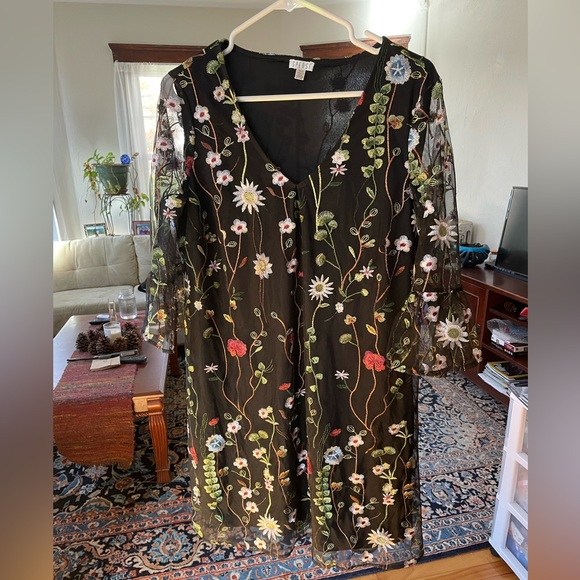 Spense Dresses & Skirts - Spense Floral Midi Dress